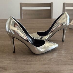 Charles by Charles David Silver Metallic Mirror heel pump